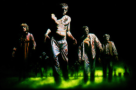 zombie.jpg (149016 bytes)